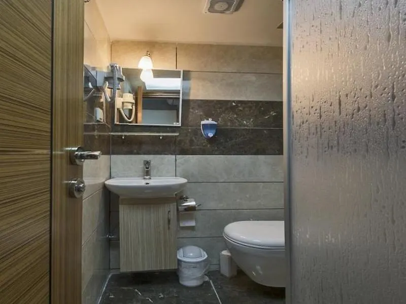 Metrolux Hotel Istanbul 5*,